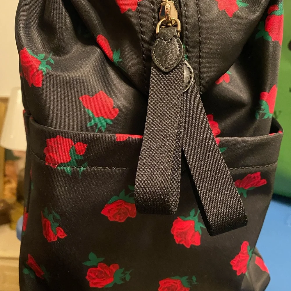 Kate Spade Chelsea Rose Toss Printed Weekender - Picture 8 of 11